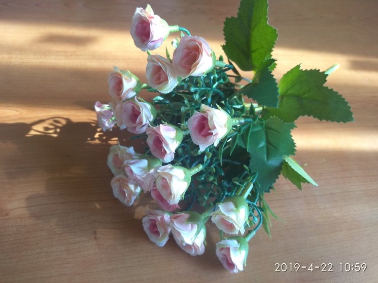 Розочка кустовая нежно-розовая 25 голов