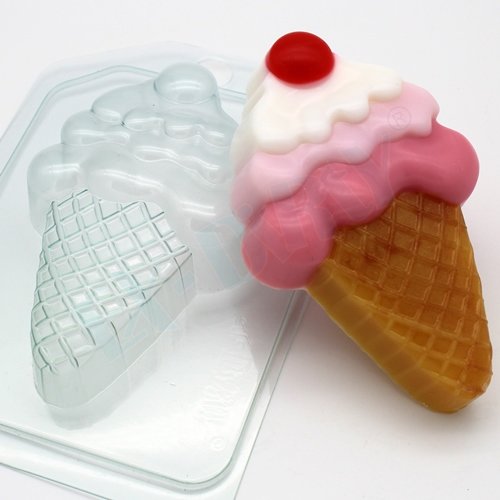 Мороженое Рожок с ягодкой пластиковая форма 