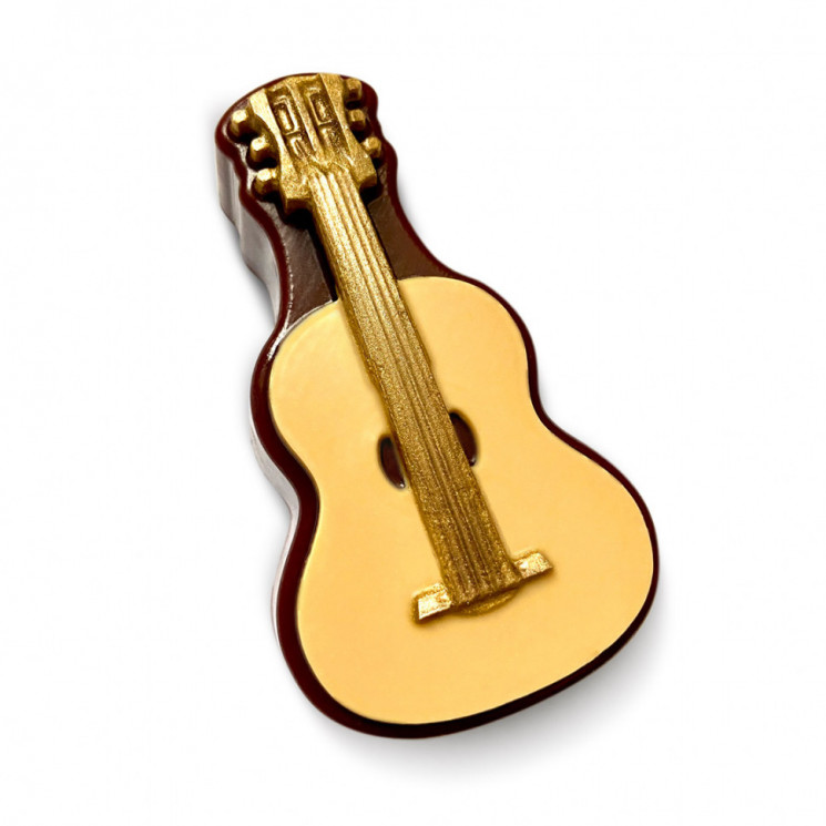 Гитара шестиструнная форма пластиковая